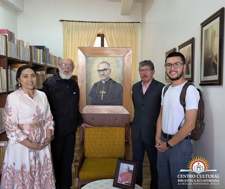Presentación del trabajo realizado en el Fondo Cardenal Pablo Muñoz Vega