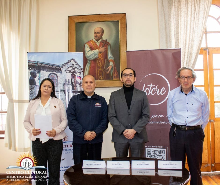 Convenio de cooperación interinstitucional entre la Fundación Biblioteca Ecuatoriana Aurelio Espinosa Pólit y el Instituto Superior Tecnológico Cruz Roja Ecuatoriana
